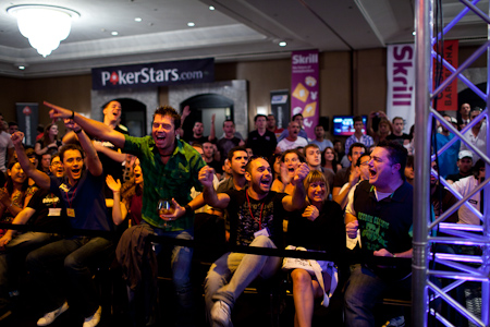 crowd_ept9bar_schleich-thumb-450x300-170904.jpg