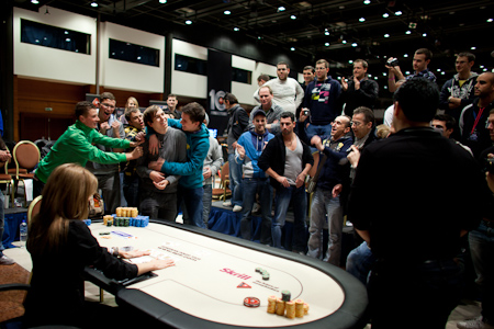 martin_finger_wins_ept8pra_ftw.jpg