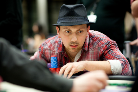 nick_yunis_ept8cam_d1aw_2.jpg