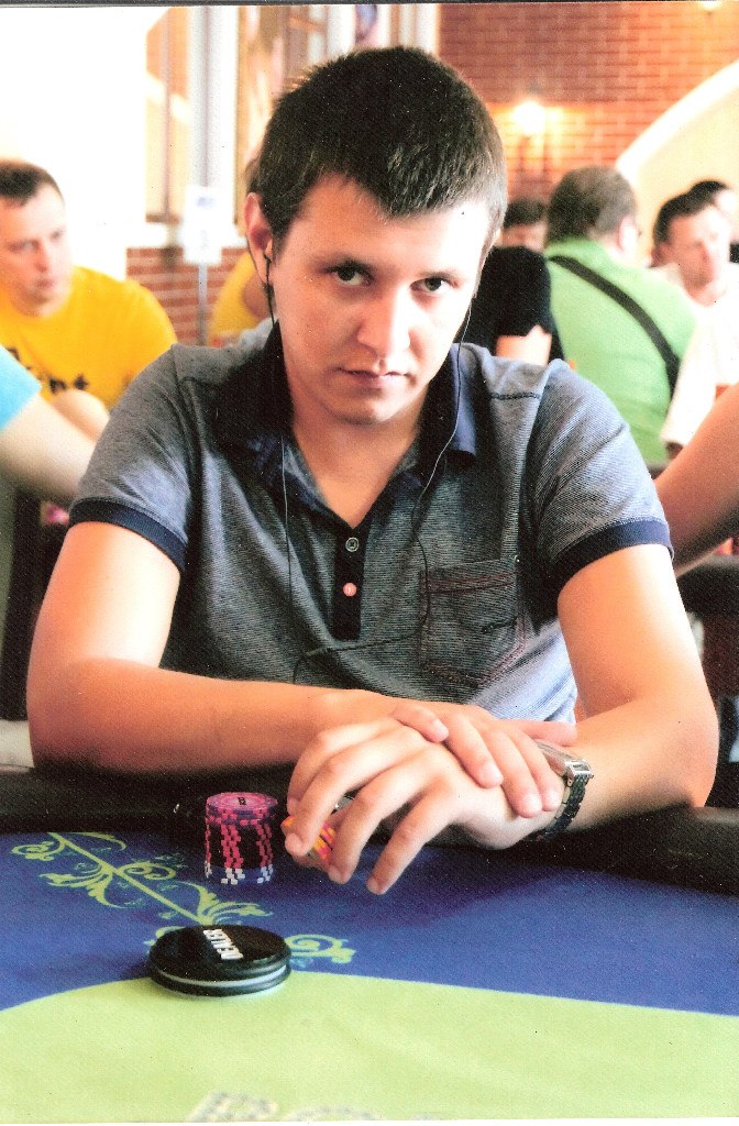 PokerMoscow: пьяный календарь в июле — «Покер в Москве»