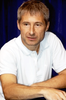 russian-players-series-evdakov.gif