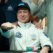 Владимир Щемелев приносит России первый браслет WSOP-2017 Владимир Щемелев приносит России первый браслет WSOP-2017