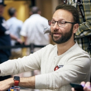 Негреану — лидер финалки Чемпионата игроков с бай-ином $50 000 Негреану — лидер финалки Чемпионата игроков с бай-ином $50 000