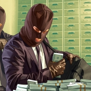 Мужчина прервал игру в казино, чтобы ограбить банк, после чего вернулся за столы