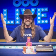 Крис Фергюсон выиграл турнир WSOPE № 7 Крис Фергюсон выиграл турнир WSOPE № 7