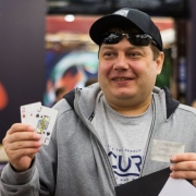 Спидкубер Леонид Тимонин выиграл Platinum Pass в жеребьёвке на EPT Sochi Спидкубер Леонид Тимонин выиграл Platinum Pass в жеребьёвке на EPT Sochi