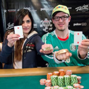 Индианка и немец победили в командном турнире на WSOP Индианка и немец победили в командном турнире на WSOP