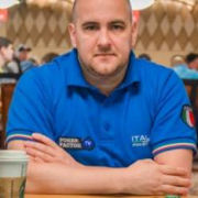 Игрока-расиста удалили из Главного события WSOP Игрока-расиста удалили из Главного события WSOP