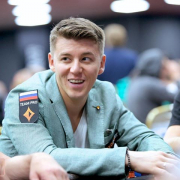 Анатолий Филатов в воскресенье занёс два крупных турнира на partypoker Анатолий Филатов в воскресенье занёс два крупных турнира на partypoker