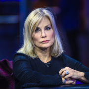 Лорен Робертс выиграла турнир на US Poker Open за $10 тыс. Лорен Робертс выиграла турнир на US Poker Open за $10 тыс.
