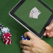 Американца оштрафовали на $90 тыс. за игру в онлайн-покер вне пределов Нью-Джерси