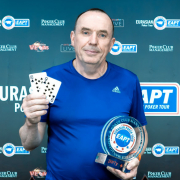 Бывший военный лётчик стал неофициальным чемпионом России по покеру Бывший военный лётчик стал неофициальным чемпионом России по покеру