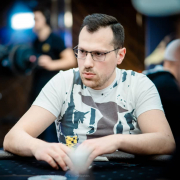 Артур Мартиросян выиграл первый большой титул в онлайн-покере