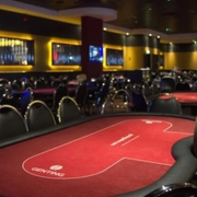 В Британии закрываются покер-клубы, а в Вегасе сыграют первый МТТ после карантина