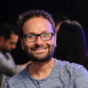 Даниэль Негреану переехал Фила Хельмута в браслетном турнире WSOP Online Даниэль Негреану переехал Фила Хельмута в браслетном турнире WSOP Online