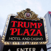 Право взорвать казино-отель Трампа продают на аукционе