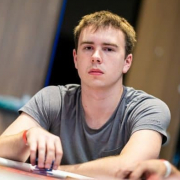 Эстонский гроссмейстер Оттомар Ладва выиграл второй хайроллерский турнир по покеру Эстонский гроссмейстер Оттомар Ладва выиграл второй хайроллерский турнир по покеру