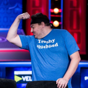 Шон Диб выиграл пятый браслет WSOP в хайроллерском турнире по омахе (+$1,251,860) Шон Диб выиграл пятый браслет WSOP в хайроллерском турнире по омахе (+$1,251,860)