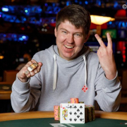 Денис Стребков и Алексей Поняков выиграли браслеты WSOP Денис Стребков и Алексей Поняков выиграли браслеты WSOP