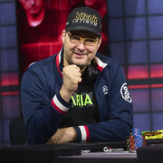 Фил Хельмут взял реванш у Тома Двана в шоу High Stakes Duel Фил Хельмут взял реванш у Тома Двана в шоу High Stakes Duel