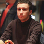 Виталий «hiNt» Волов на PokerMoscow FM (2009) Виталий «hiNt» Волов на PokerMoscow FM (2009)