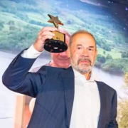 Основатель PokerStars Исай Шейнберг получил награду International Gaming Awards Основатель PokerStars Исай Шейнберг получил награду International Gaming Awards