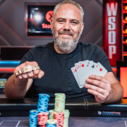 Денис Нестеренко выиграл первый браслет России на WSOP 2022 Денис Нестеренко выиграл первый браслет России на WSOP 2022