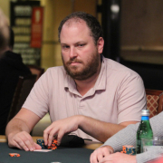 Скотт Сивер просадил 43 бай-ина в турнире WSOP и не попал в призы Скотт Сивер просадил 43 бай-ина в турнире WSOP и не попал в призы