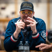 Хедс-ап матч за $1,600,000 на шоу High Stakes Duel: кто станет новым соперником Фила Хельмута? Хедс-ап матч за $1,600,000 на шоу High Stakes Duel: кто станет новым соперником Фила Хельмута?