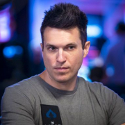 Даг Полк пережил бэдбит с фулл-хаусом на $50,000 в своём покерном клубе