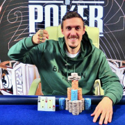 Немецкий футболист Макс Крузе выиграл браслет WSOPE Немецкий футболист Макс Крузе выиграл браслет WSOPE