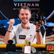 Онлайн-сателлитчик Марк Раббатан выиграл Triton Vietnam Mystery Bounty (+$636,000) Онлайн-сателлитчик Марк Раббатан выиграл Triton Vietnam Mystery Bounty (+$636,000)