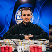 Никита Бодяковский выиграл WPT Big One for One Drop с бай-ином $1,000,000 Никита Бодяковский выиграл WPT Big One for One Drop с бай-ином $1,000,000