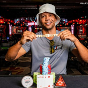 Фил Айви выиграл 11-й браслет WSOP в 2-7 Triple Draw ($347,440) Фил Айви выиграл 11-й браслет WSOP в 2-7 Triple Draw ($347,440)