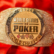 Мейн-ивент WSOP 2024 собрал 10,112 входов и побил прошлогодний рекорд Мейн-ивент WSOP 2024 собрал 10,112 входов и побил прошлогодний рекорд