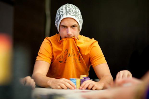 0243_viktor_blom_ept8ber_neil_stoddart.jpg