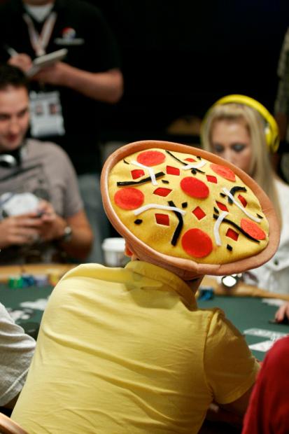 perryfriedman_2010wsop_8.jpg
